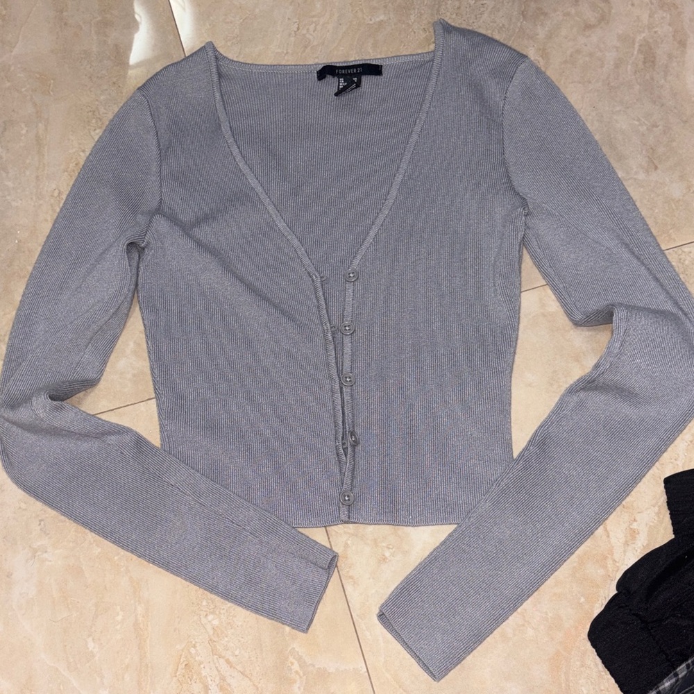 Forever 21 Gray Knit Top